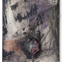 Fra serien "Blönduós Forever" collage/kridt/acryl/lim/lak på pap ca. 18x13 cm.
Udstillet første gang på udstillingen "Fund 14-15" i Galleri Lisse Bruun , København K, 21. maj - 13. juni 2015.
Skabt i forbindelse med et ophold i Island 2014 – internship at Textílsetur Íslands, Icelandic Textile Center, Blönduós.
Photo: Lars Pryds