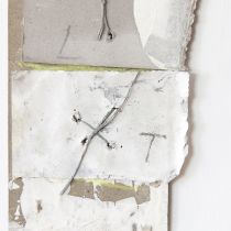 Fra serien "Blönduós Forever" collage/kridt/acryl/lim/lak på pap ca. 18x13 cm.
Udstillet første gang på udstillingen "Fund 14-15" i Galleri Lisse Bruun , København K, 21. maj - 13. juni 2015.
Skabt i forbindelse med et ophold i Island 2014 – internship at Textílsetur Íslands, Icelandic Textile Center, Blönduós.
Photo: Lars Pryds